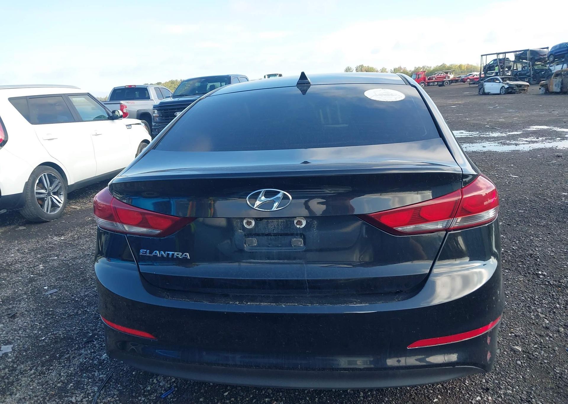 2018 HYUNDAI ELANTRA GL SE