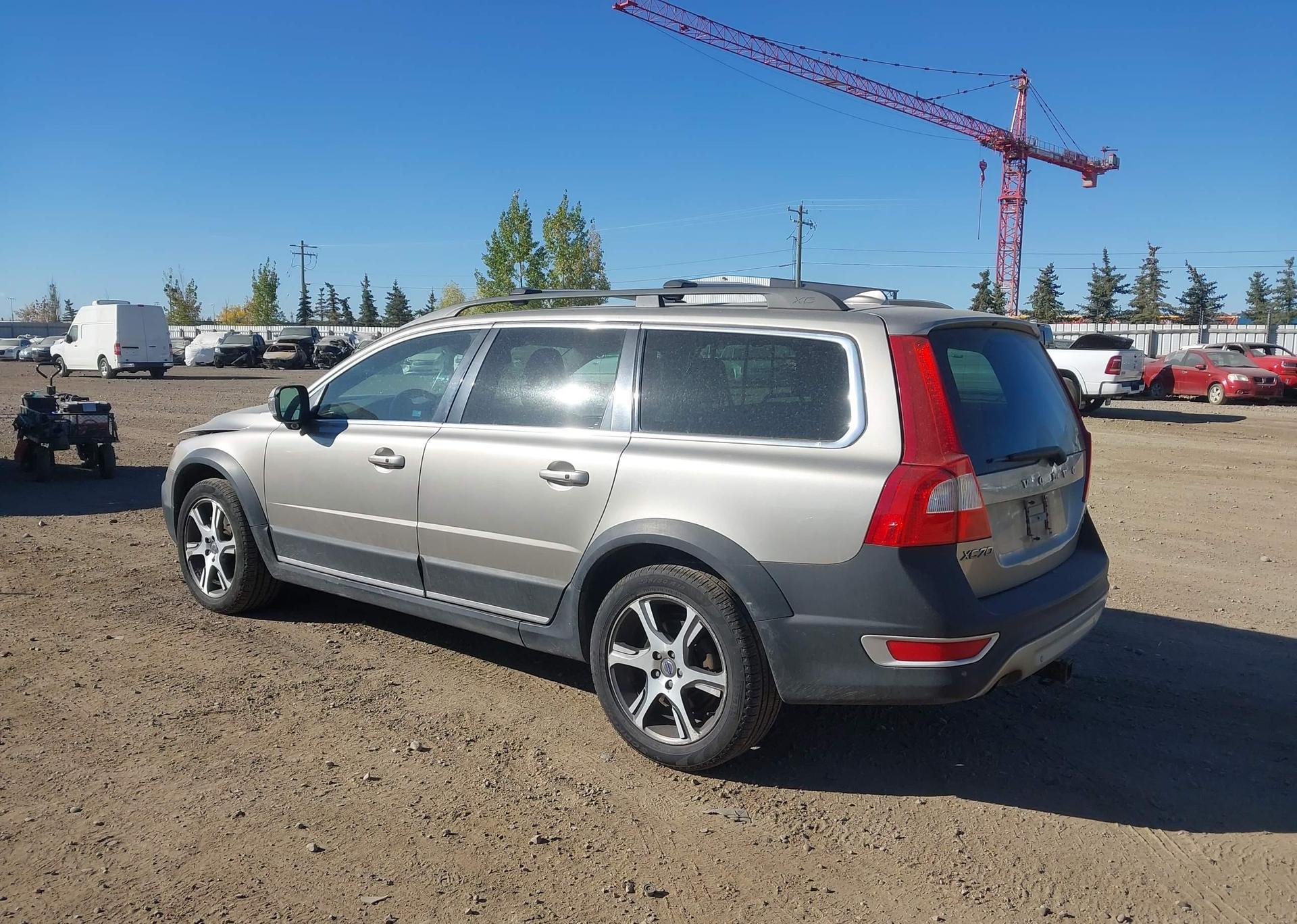 2012 VOLVO XC70 T6