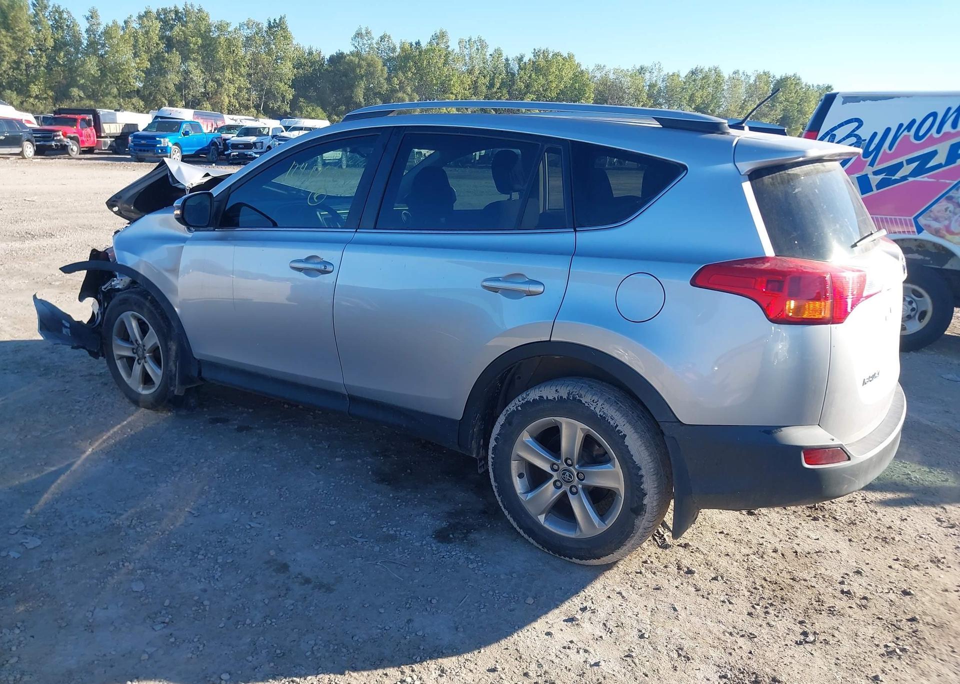 2015 TOYOTA RAV4 XLE