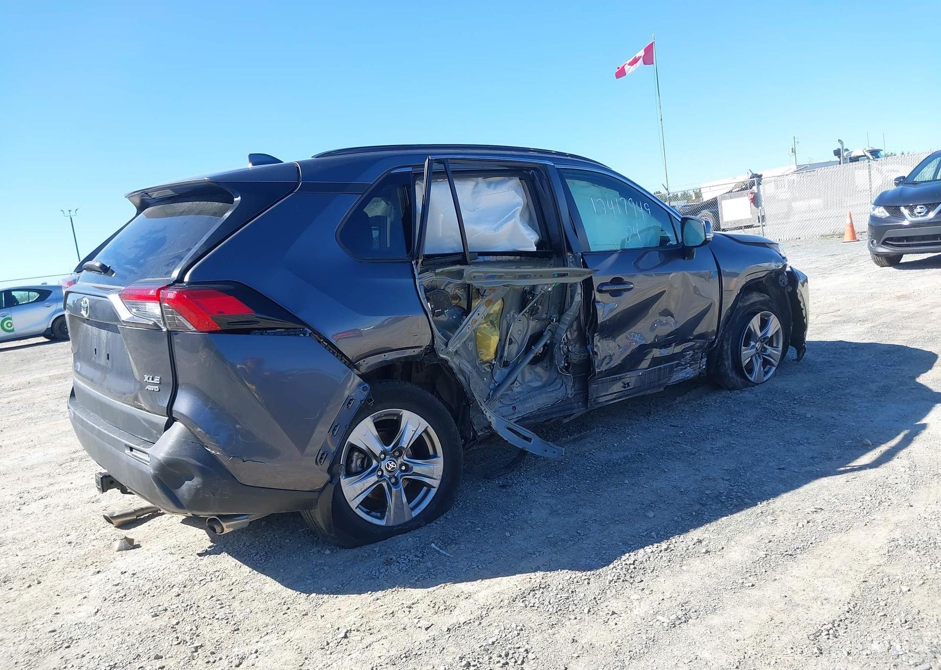 2024 TOYOTA RAV4 XLE