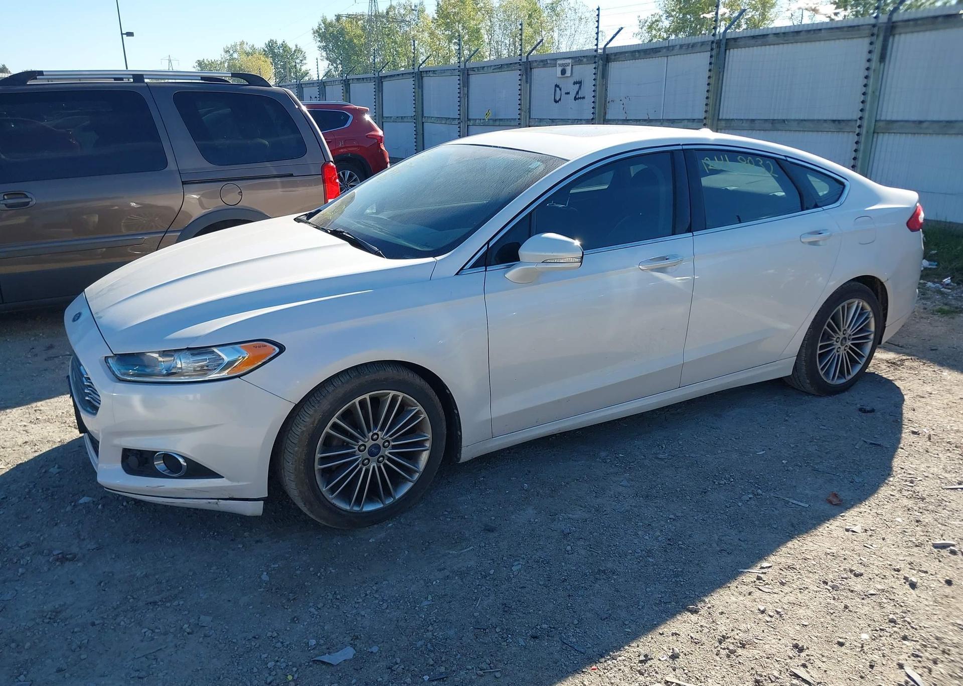 2013 FORD FUSION SE