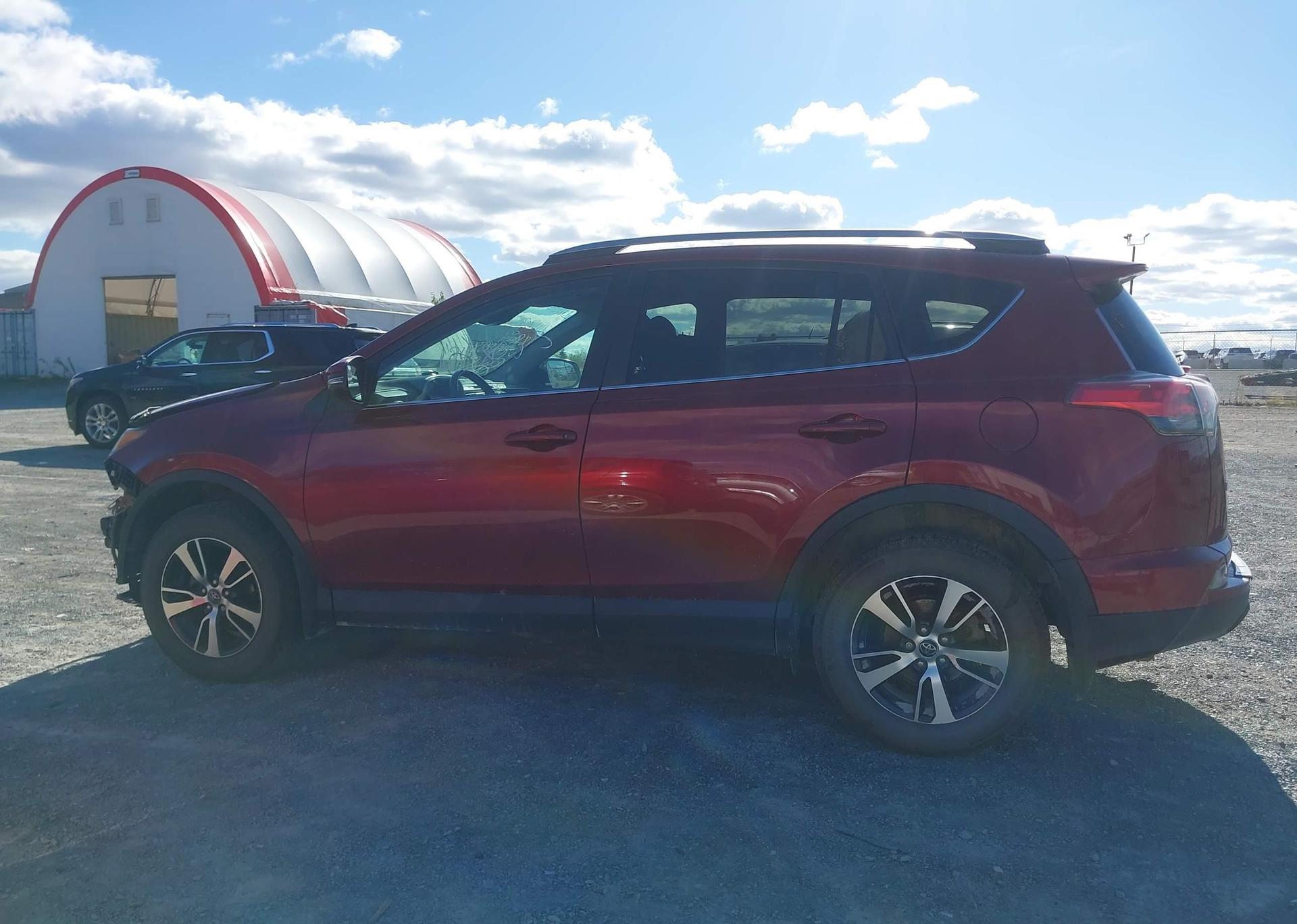 2018 TOYOTA RAV4 LE