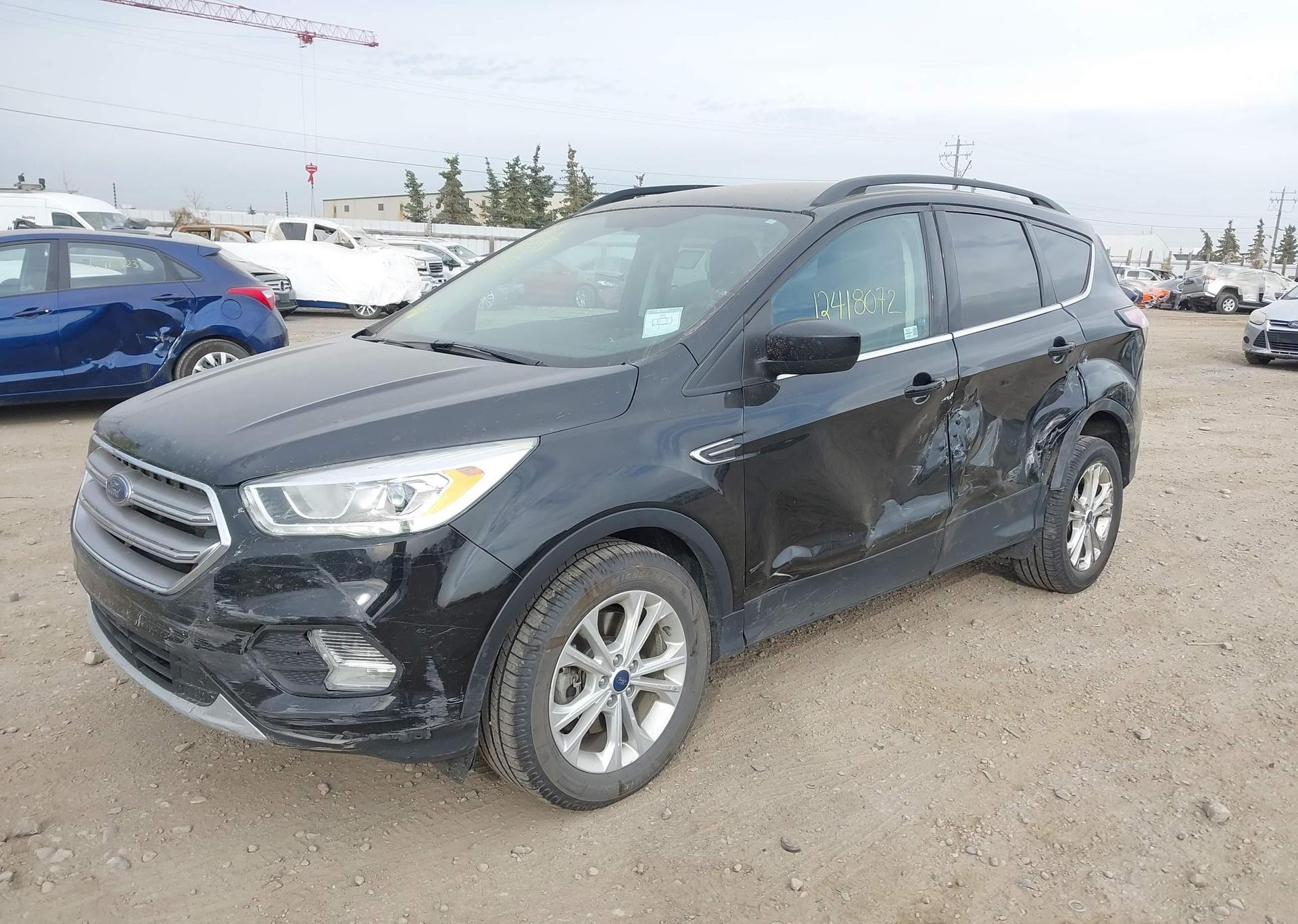 2017 FORD ESCAPE SE
