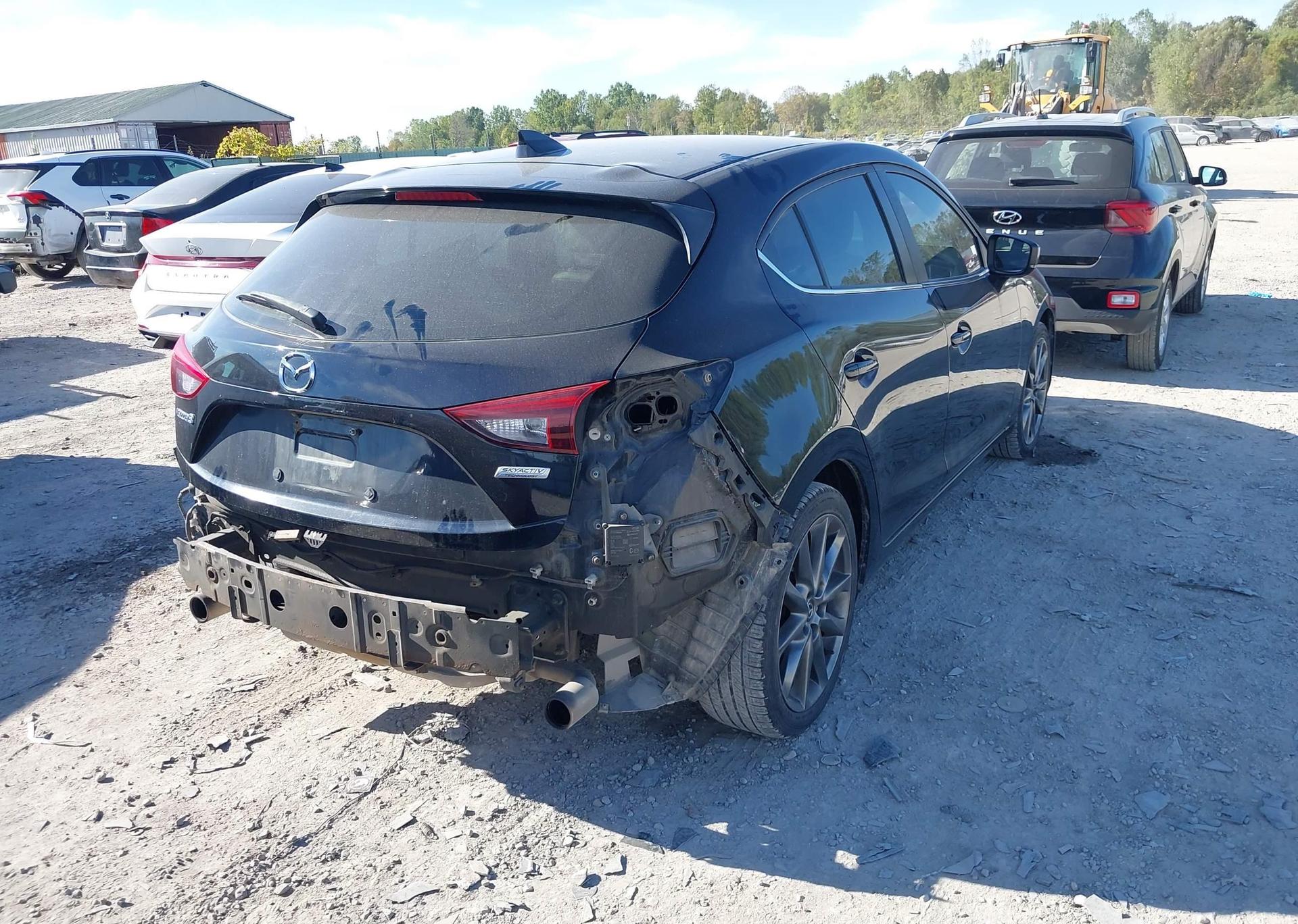 2018 MAZDA MAZDA3 GT