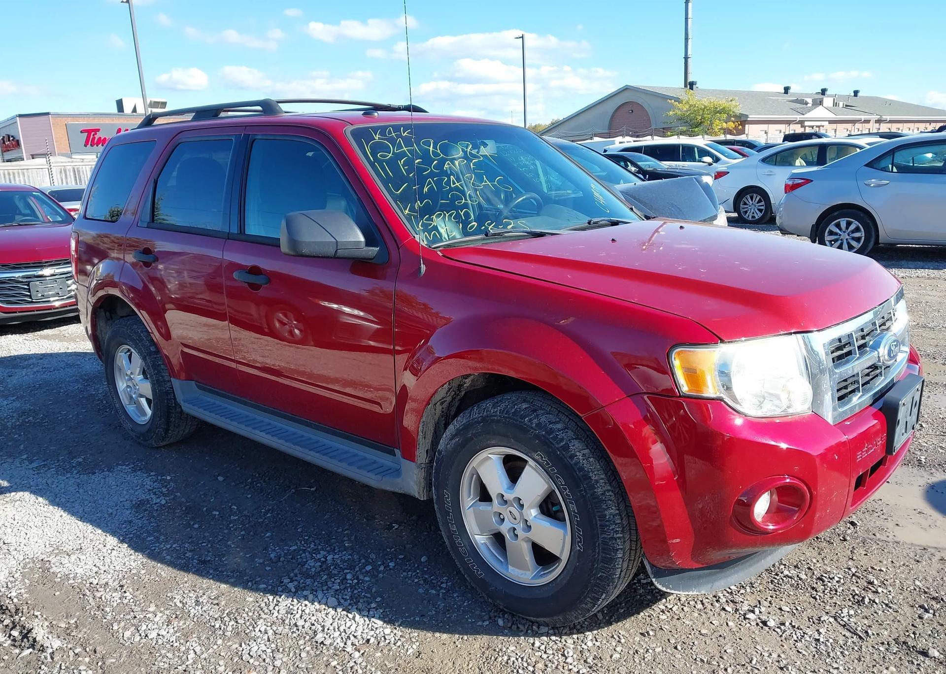 2011 FORD ESCAPE XLT