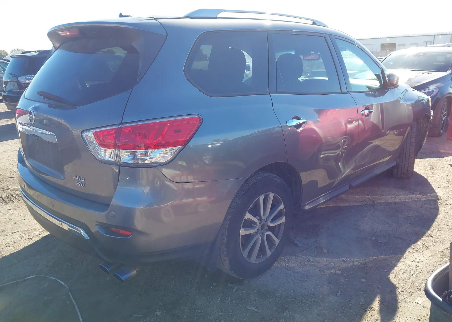 2015 NISSAN PATHFINDER S
