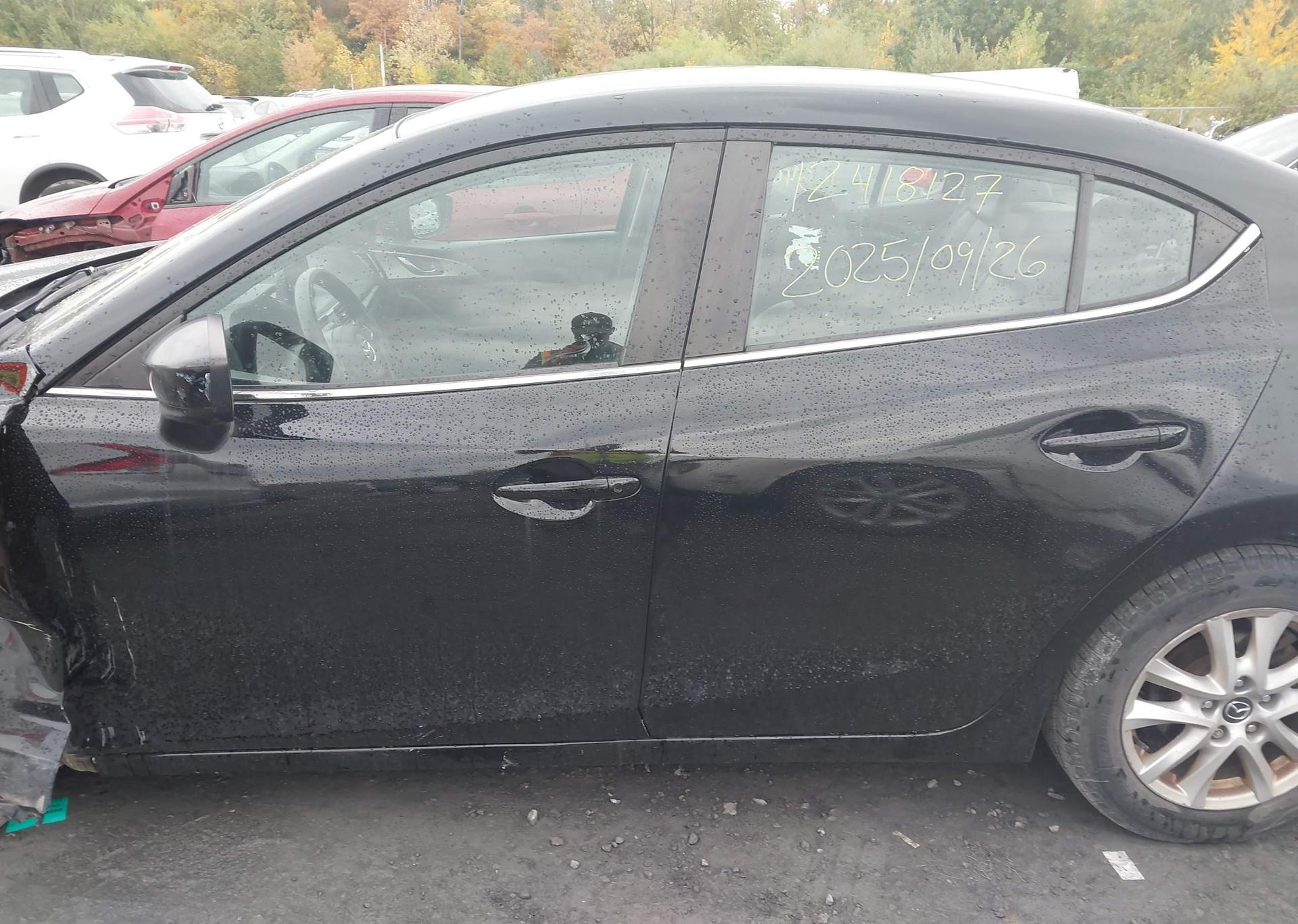 2017 MAZDA MAZDA3