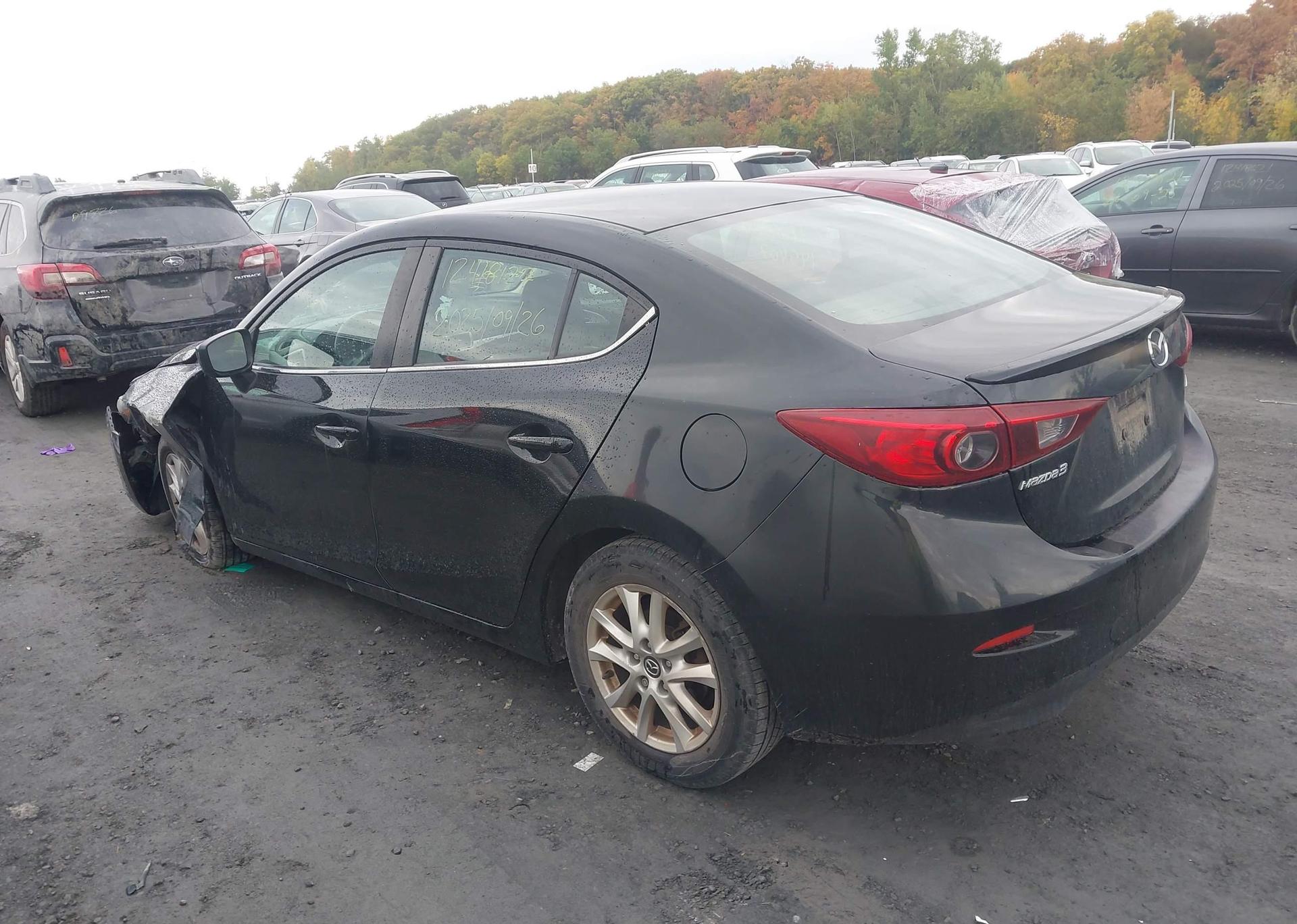 2017 MAZDA MAZDA3