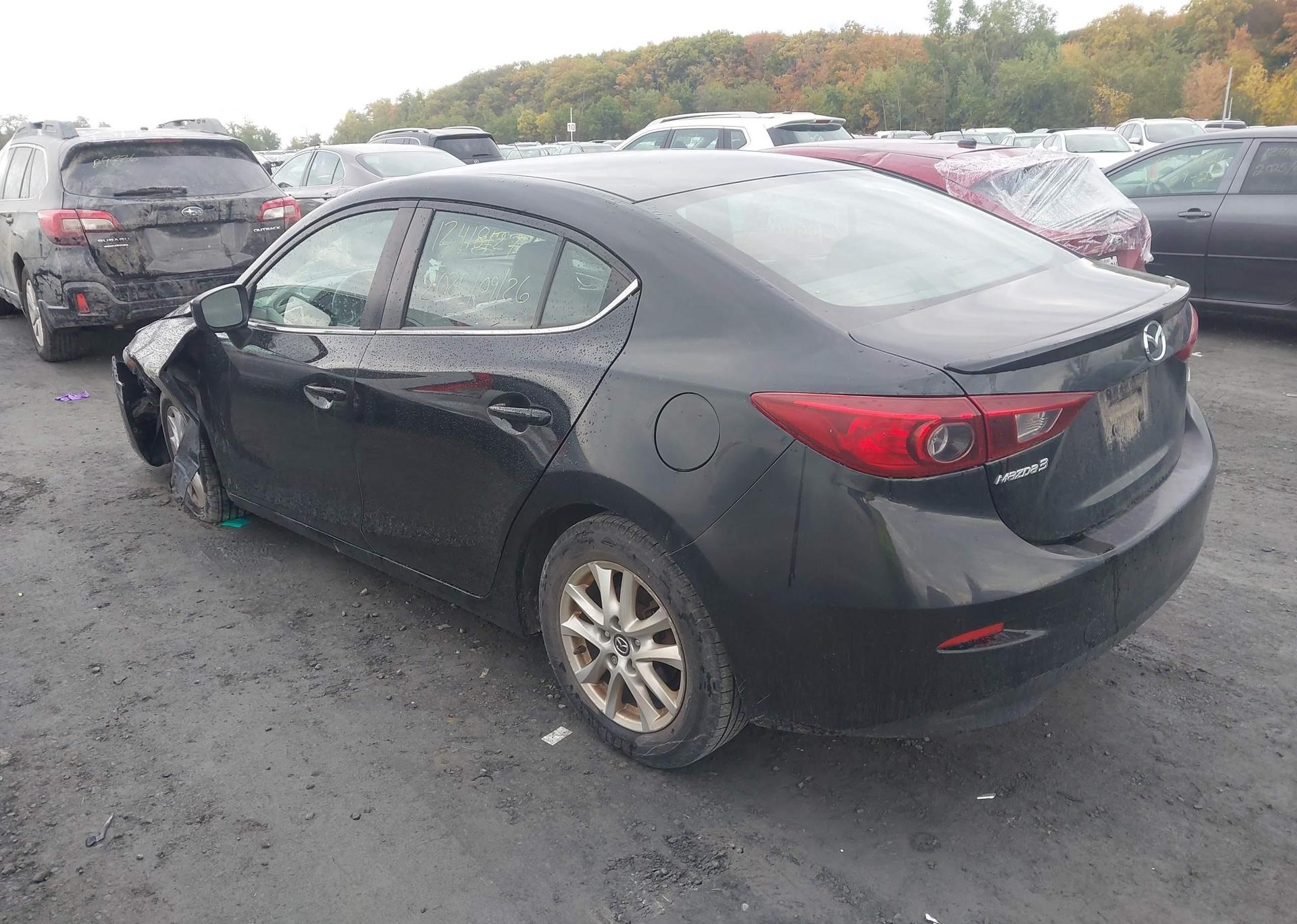 2017 MAZDA MAZDA3