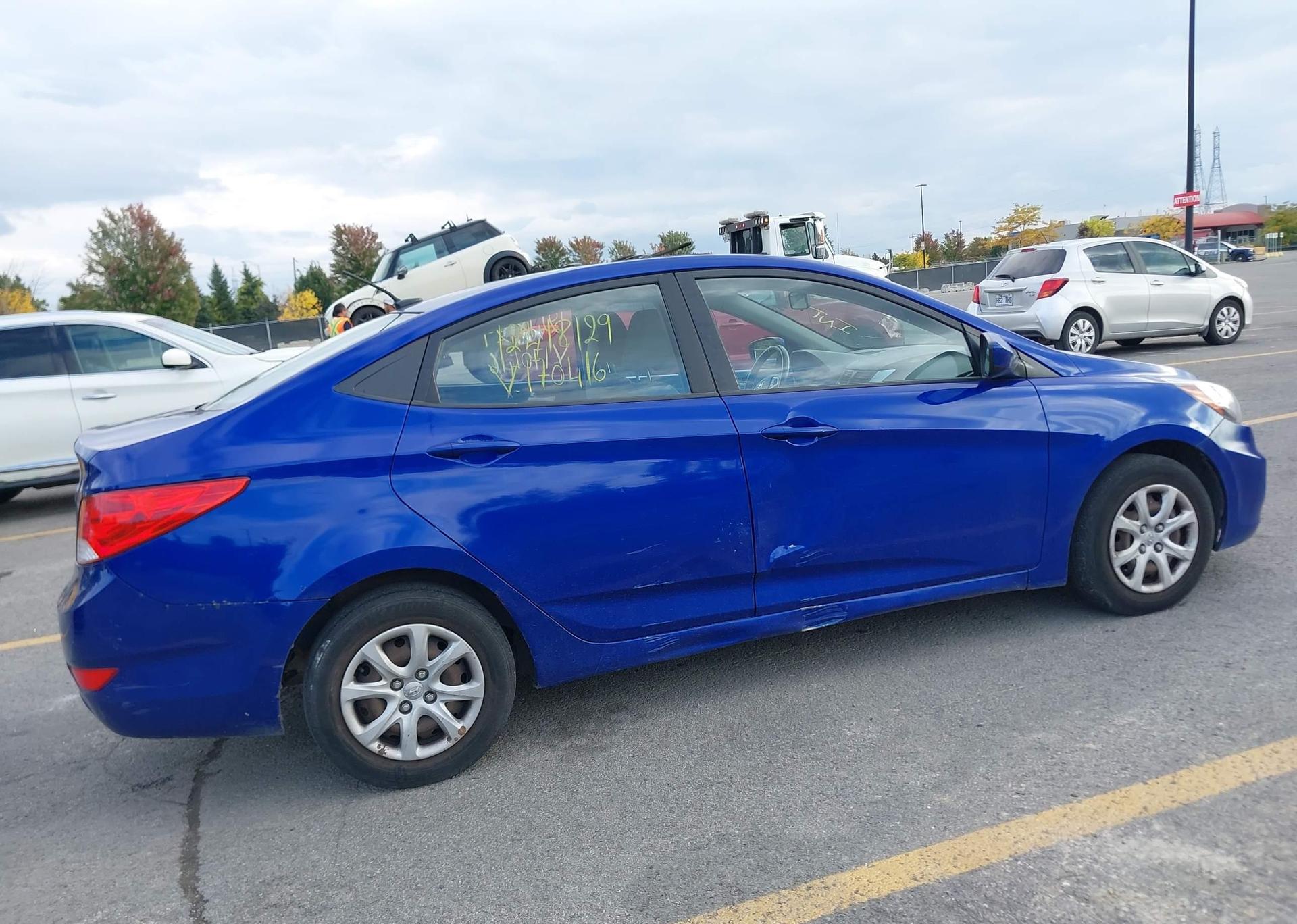 2012 HYUNDAI ACCENT