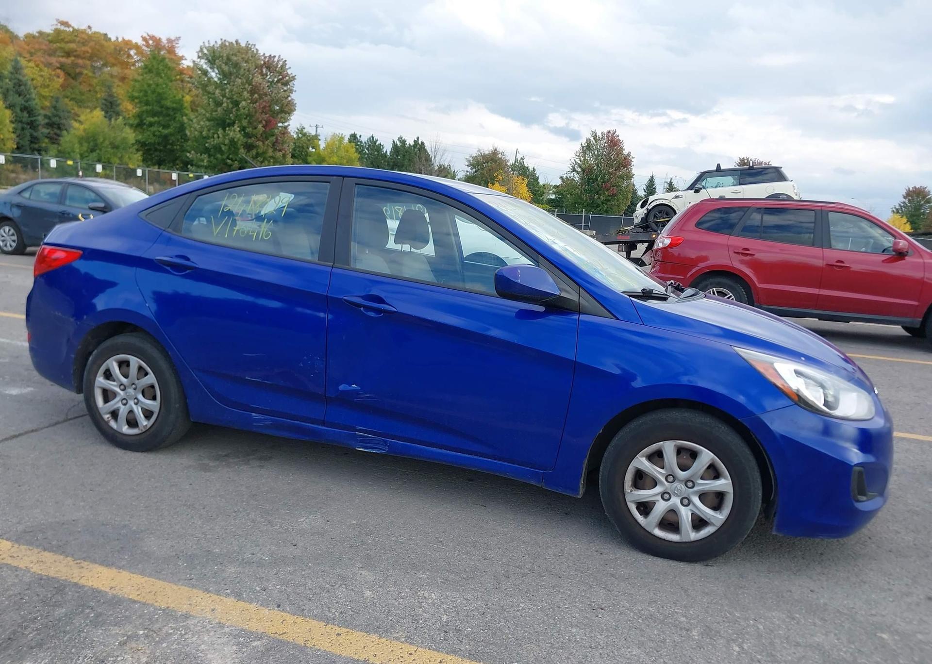2012 HYUNDAI ACCENT