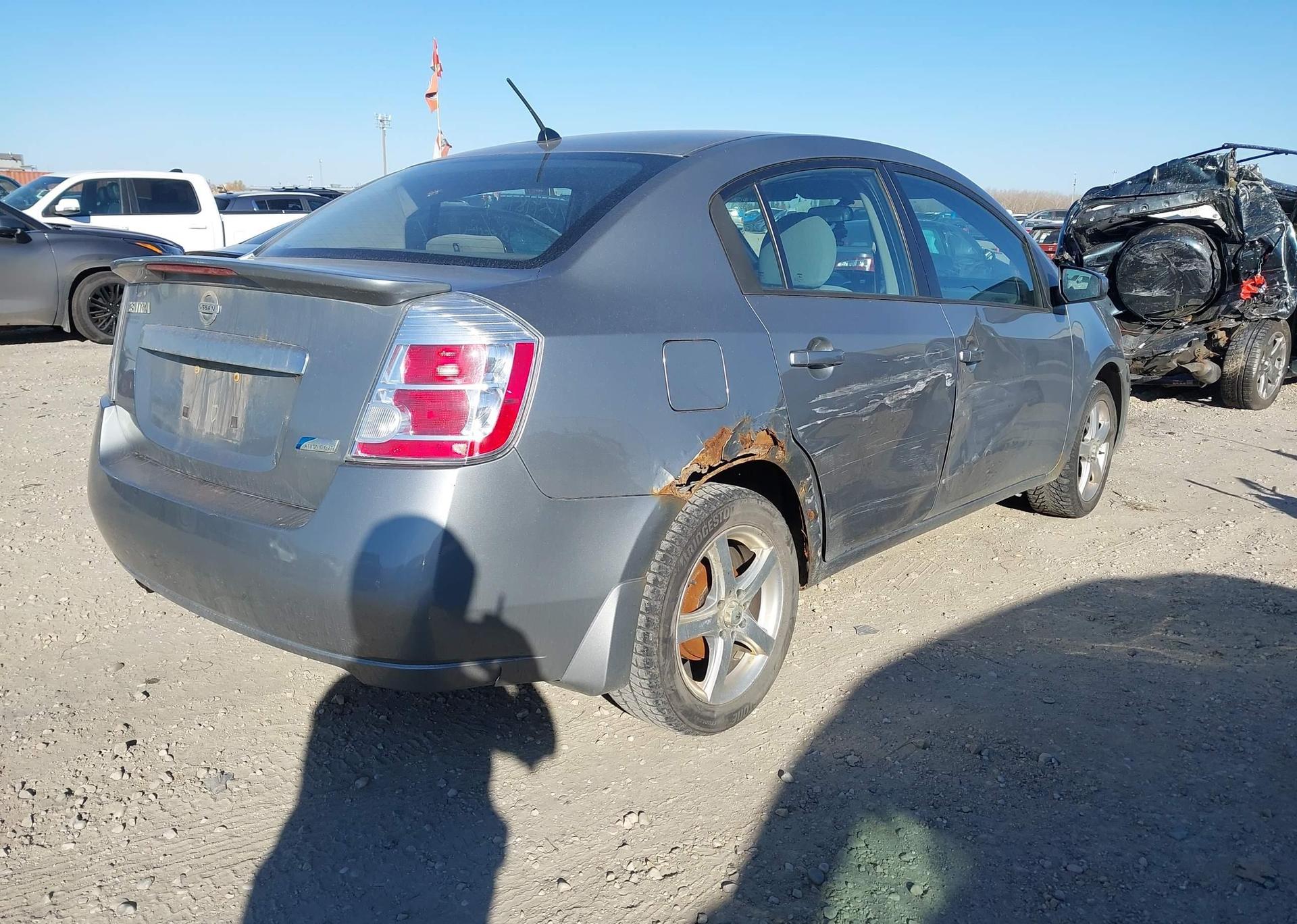 2011 NISSAN SENTRA 2.0