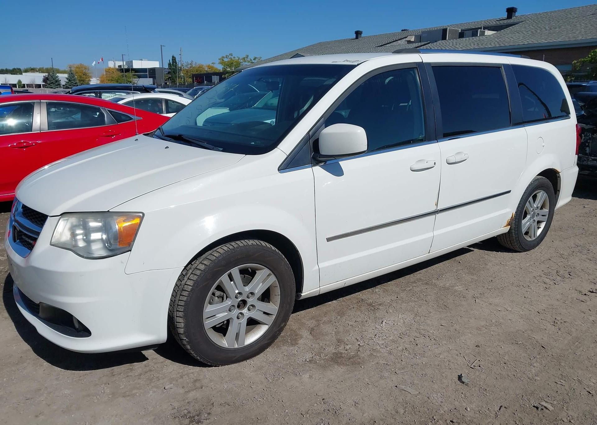2011 DODGE GRAND CARAVAN CREW