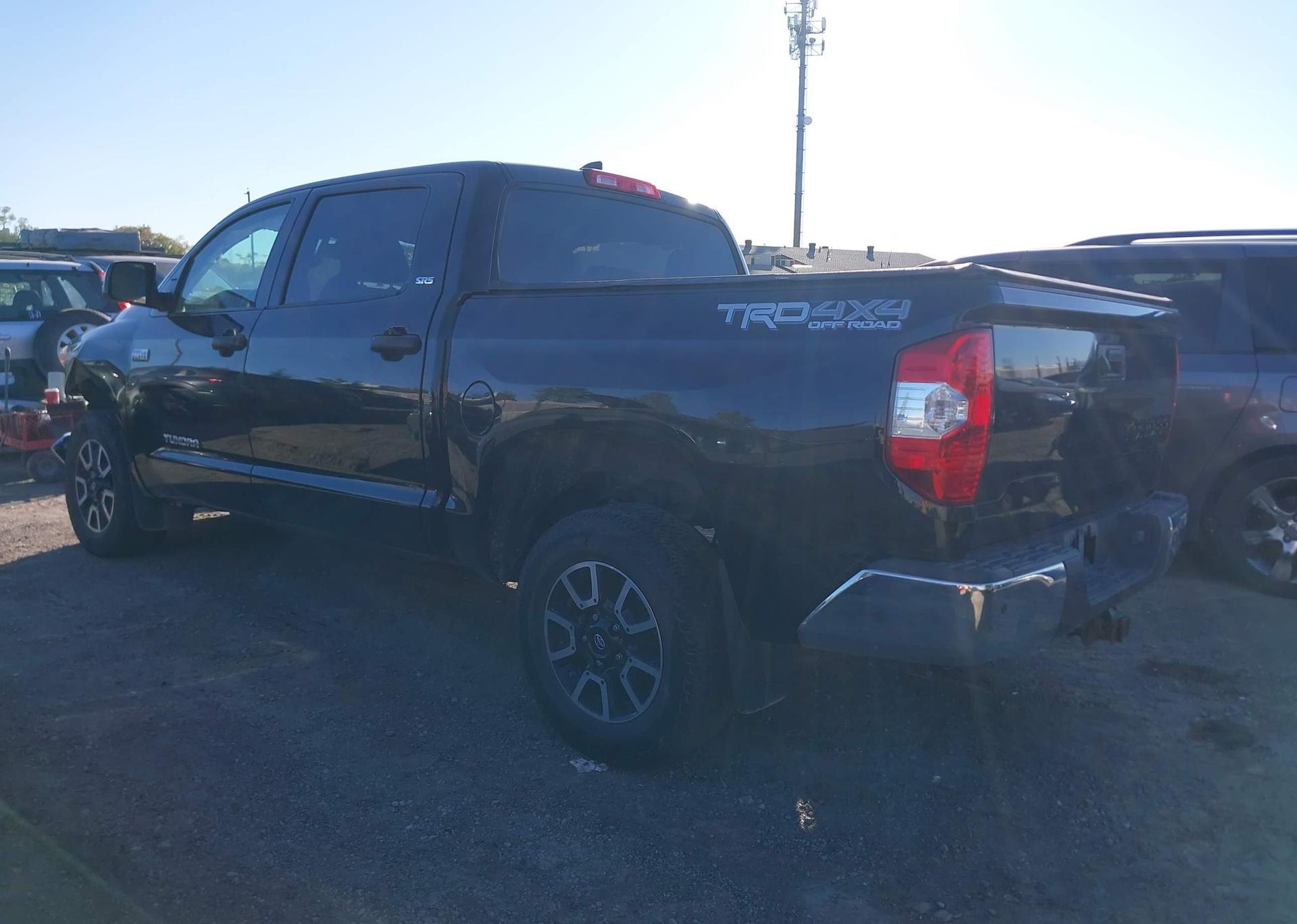 2020 TOYOTA TUNDRA