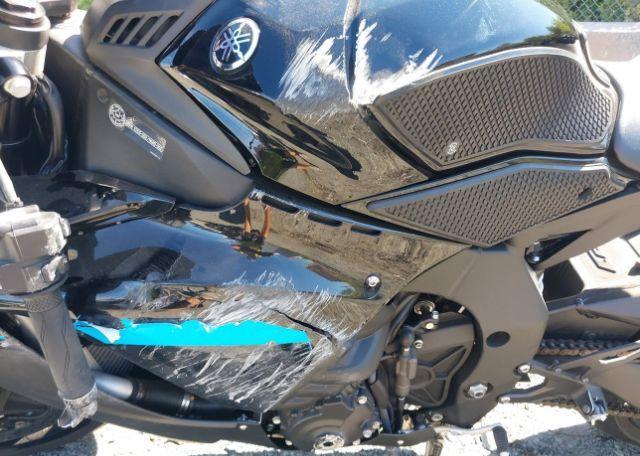 2024 YAMAHA YZF R1