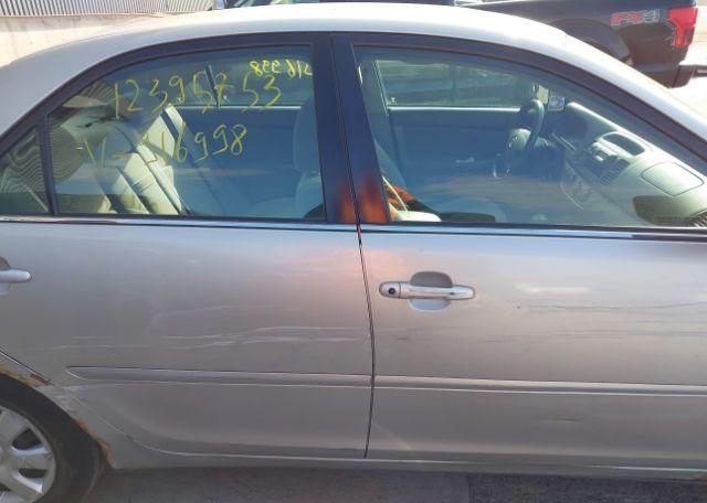2004 TOYOTA CAMRY LE