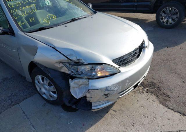 2004 TOYOTA CAMRY LE