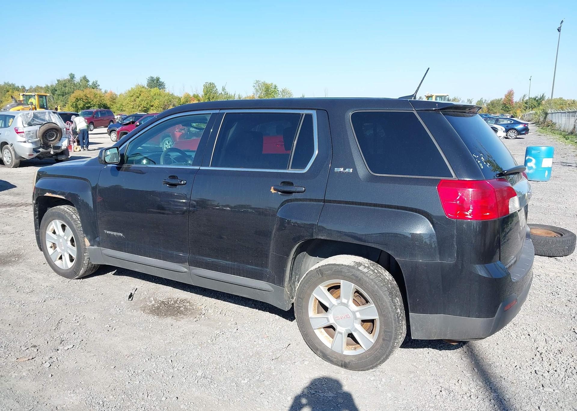 2013 GMC TERRAIN SLE-1
