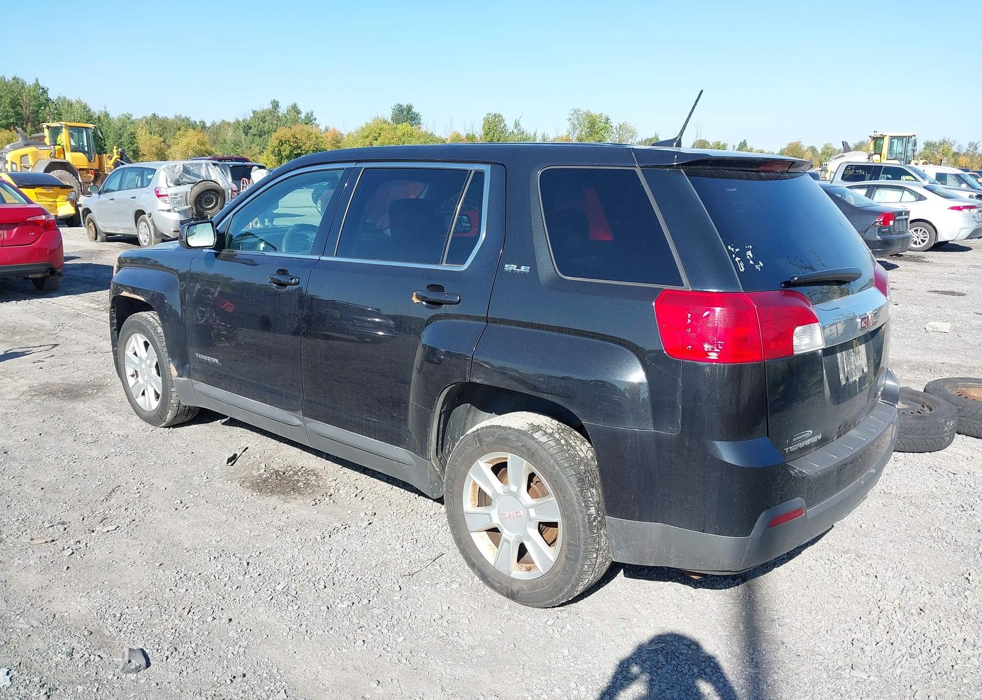 2013 GMC TERRAIN SLE-1
