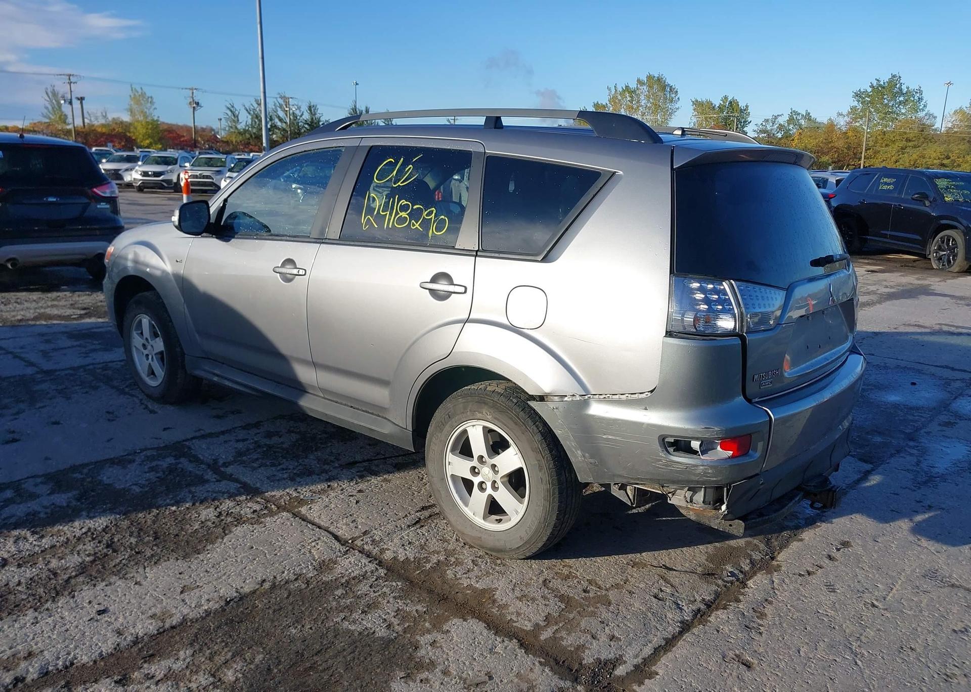 2013 MITSUBISHI OUTLANDER LS