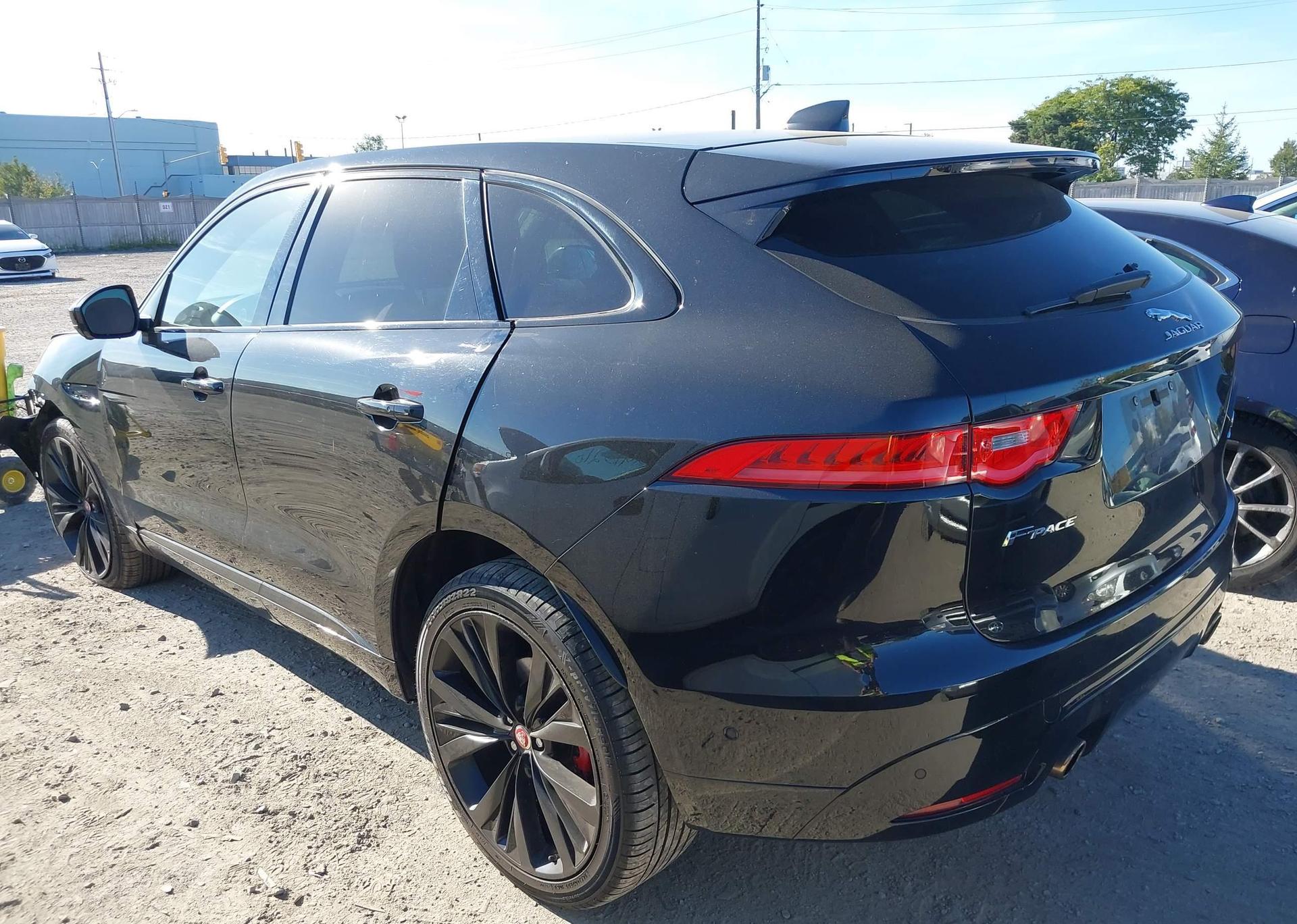 2018 JAGUAR F-PACE S