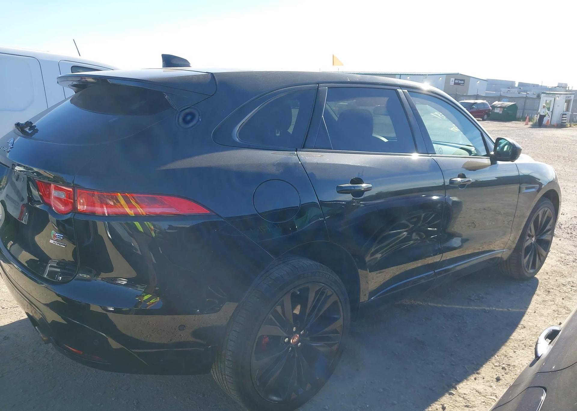 2018 JAGUAR F-PACE S