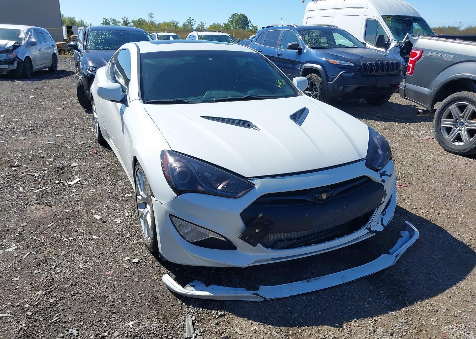 2013 HYUNDAI GENESIS