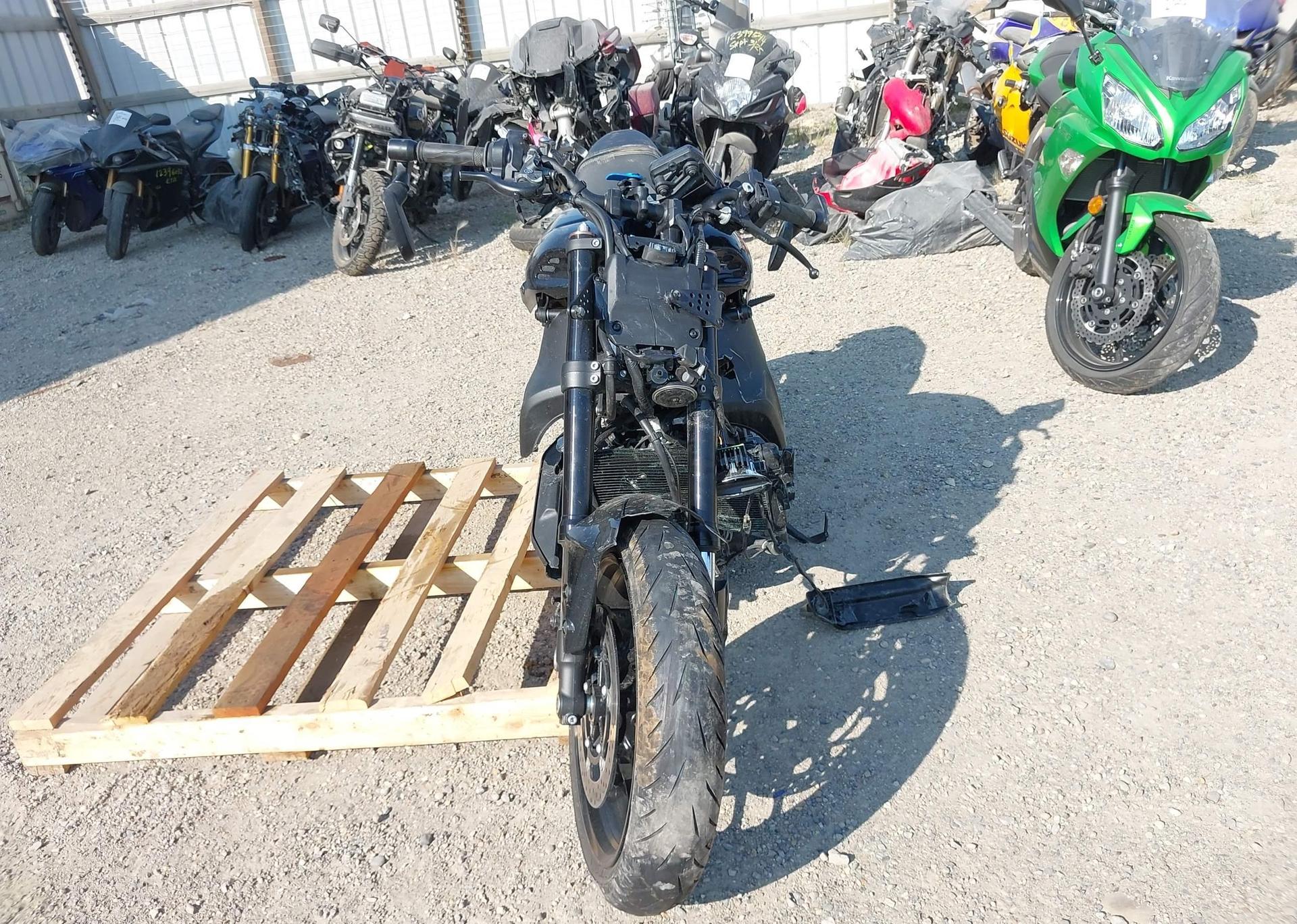 2024 YAMAHA MTM890