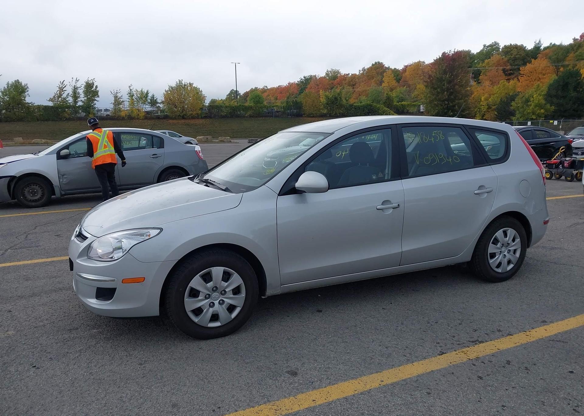 2011 HYUNDAI ELANTRA
