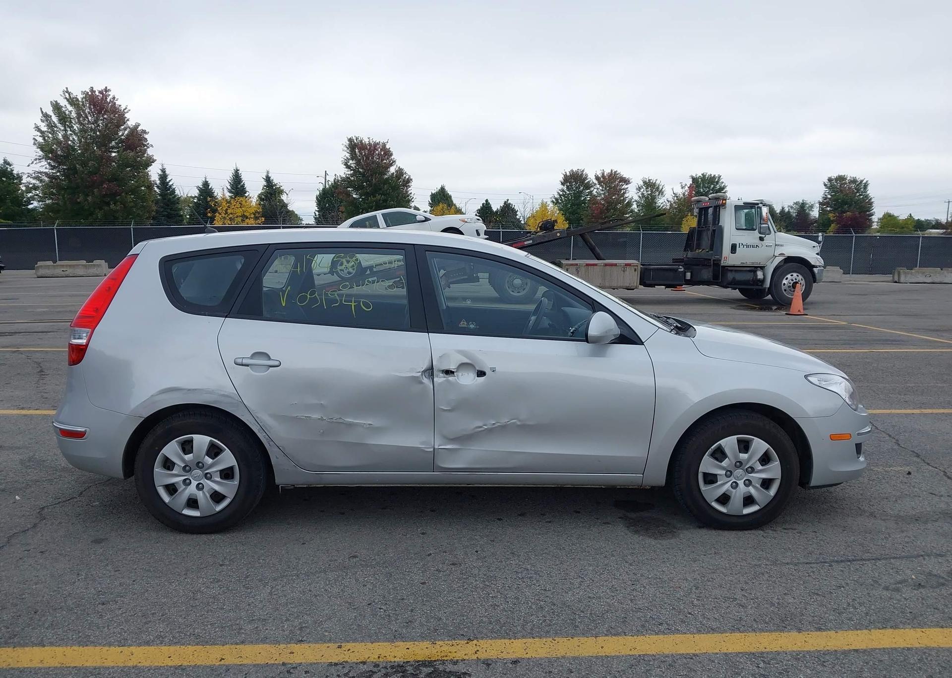 2011 HYUNDAI ELANTRA
