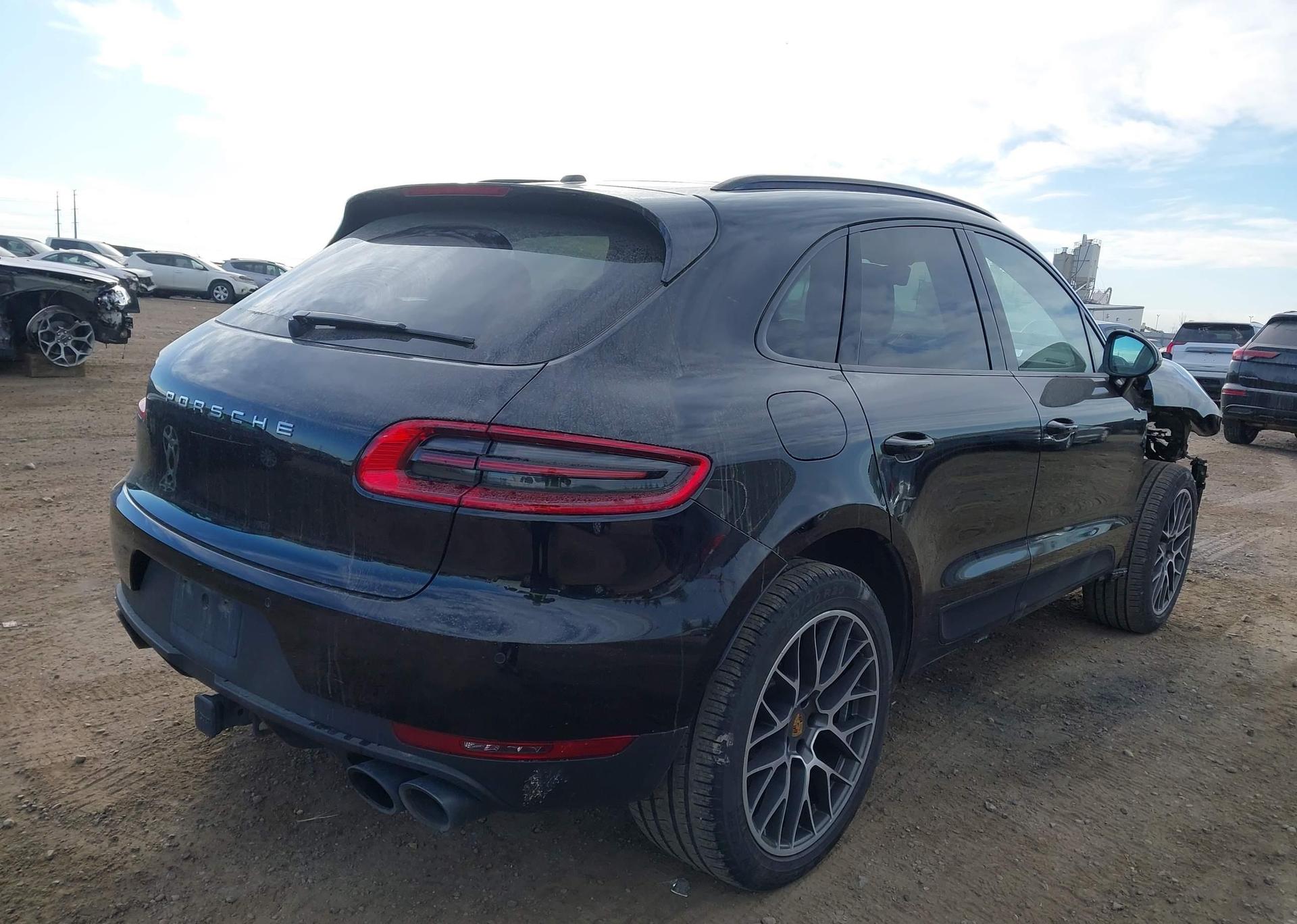 2018 PORSCHE MACAN SPORT EDITION