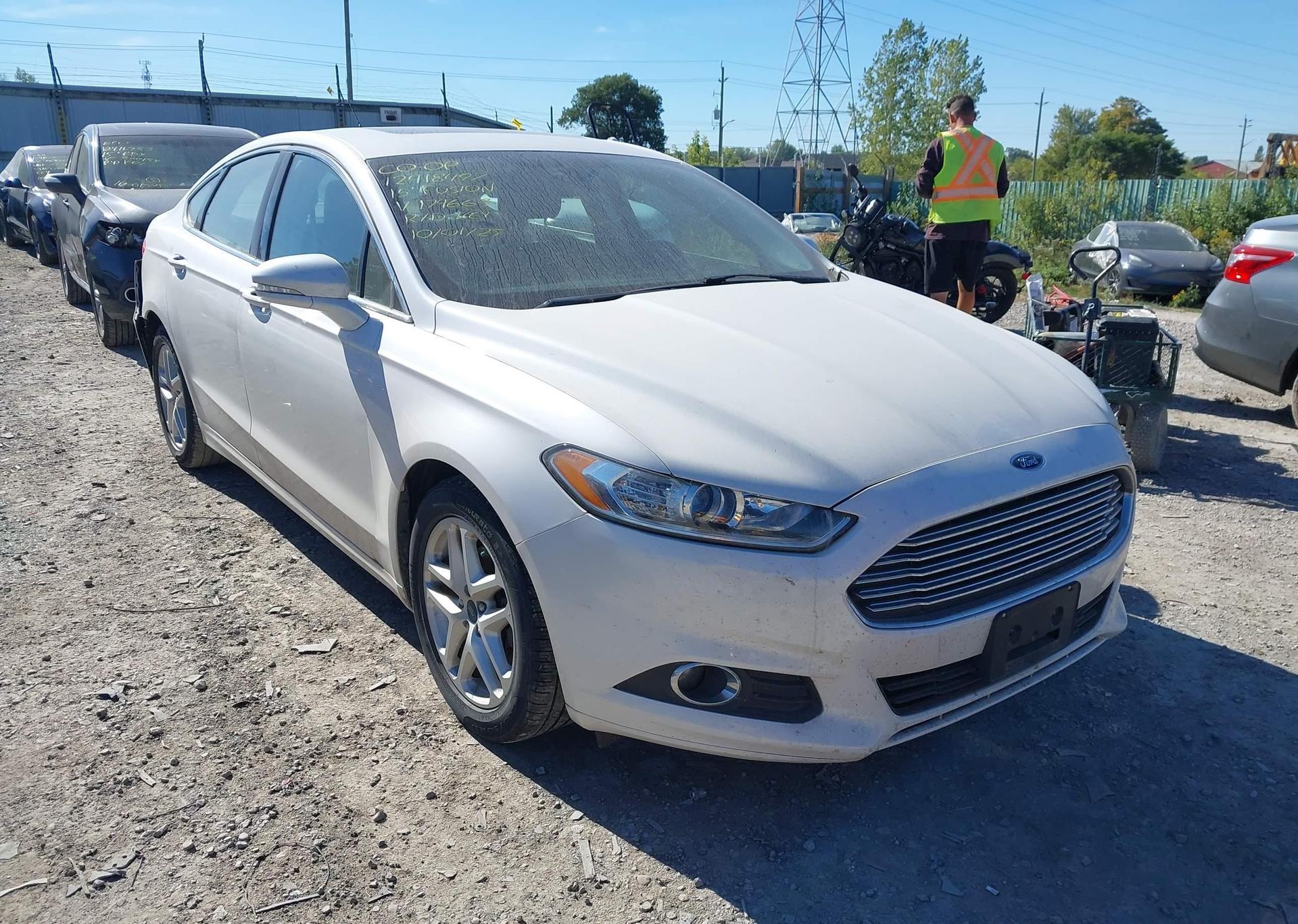 2015 FORD FUSION SE