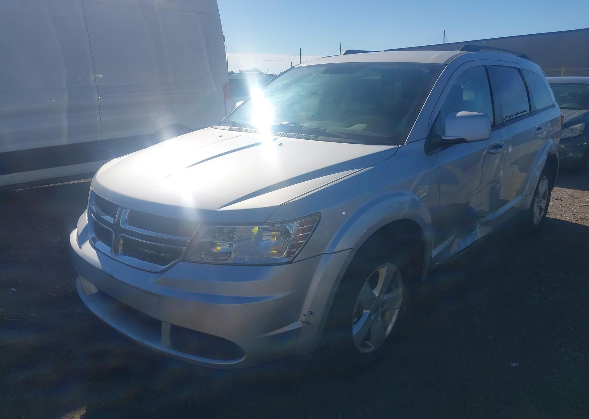 2011 DODGE JOURNEY
