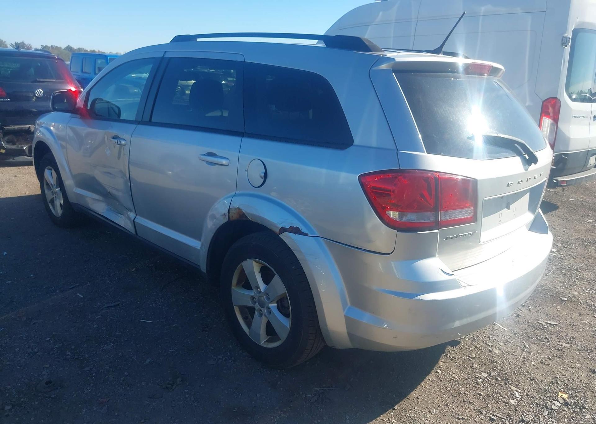 2011 DODGE JOURNEY