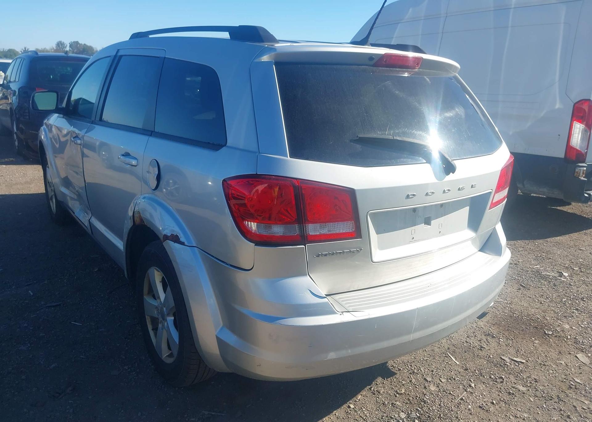 2011 DODGE JOURNEY