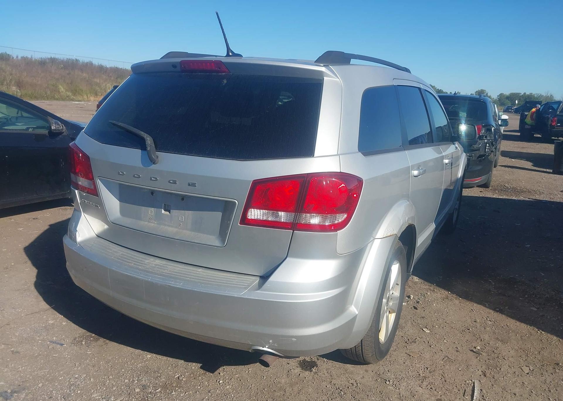 2011 DODGE JOURNEY