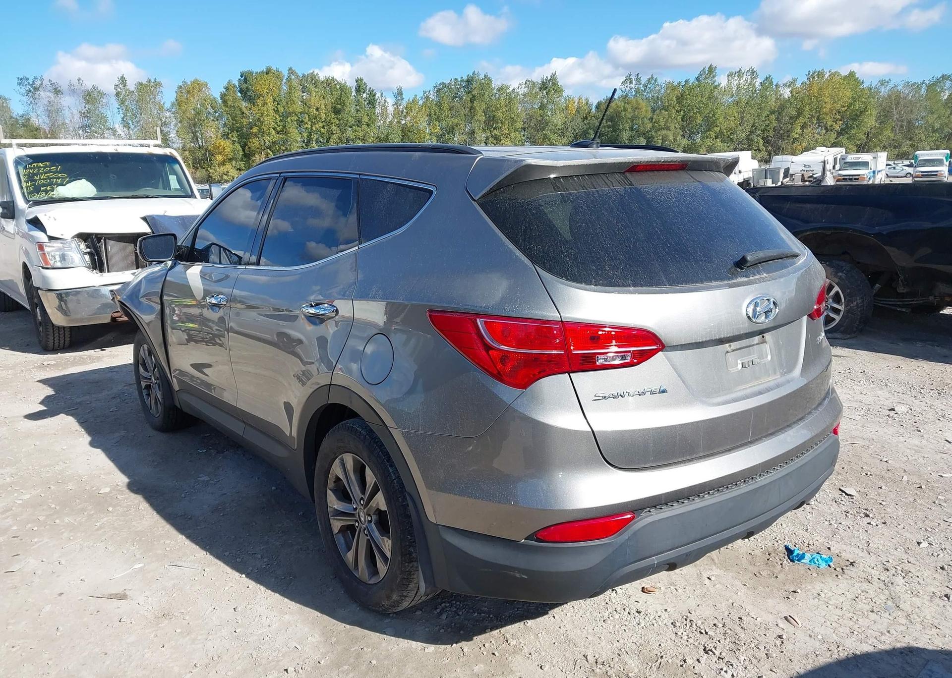 2015 HYUNDAI SANTA FE SPORT 2.4 BASE