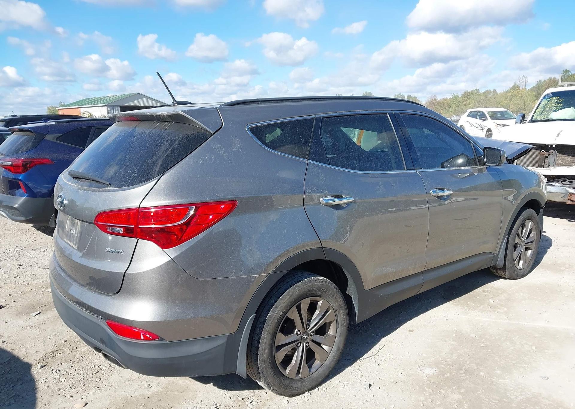 2015 HYUNDAI SANTA FE SPORT 2.4 BASE