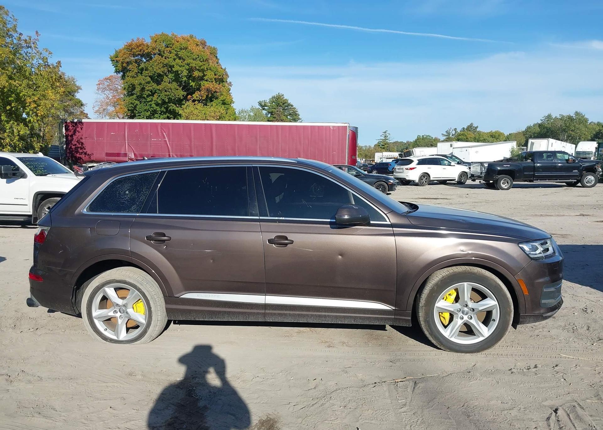 2017 AUDI Q7 3.0T KOMFORT