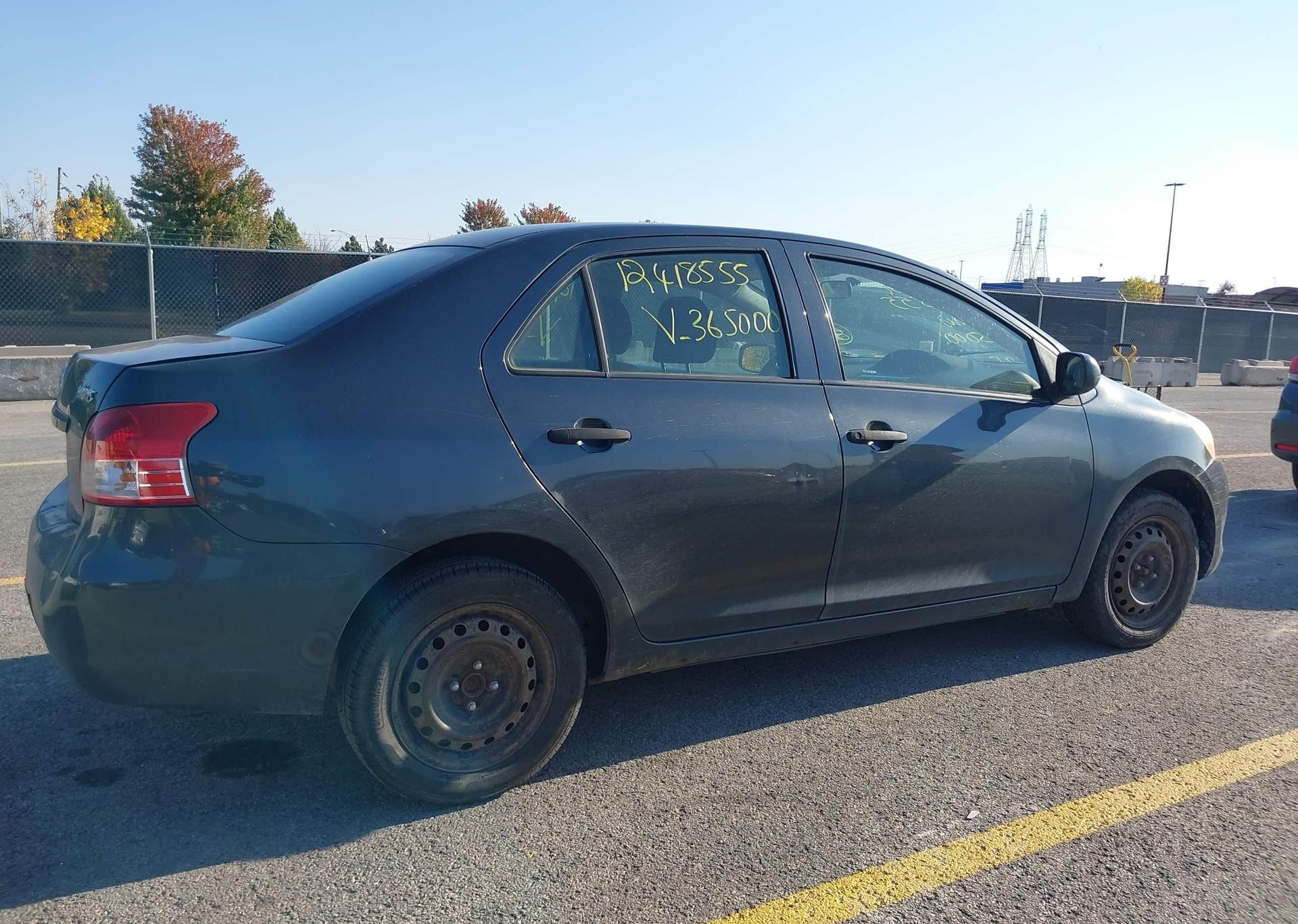 2010 TOYOTA YARIS