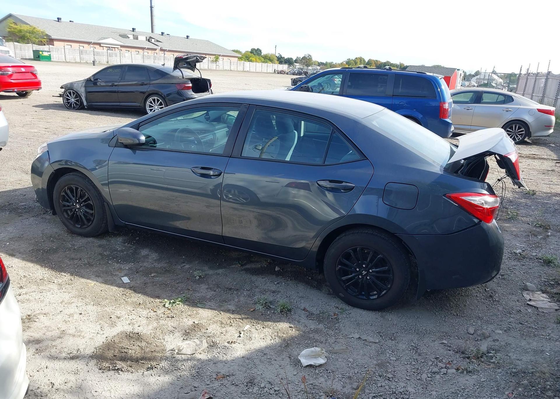 2016 TOYOTA COROLLA