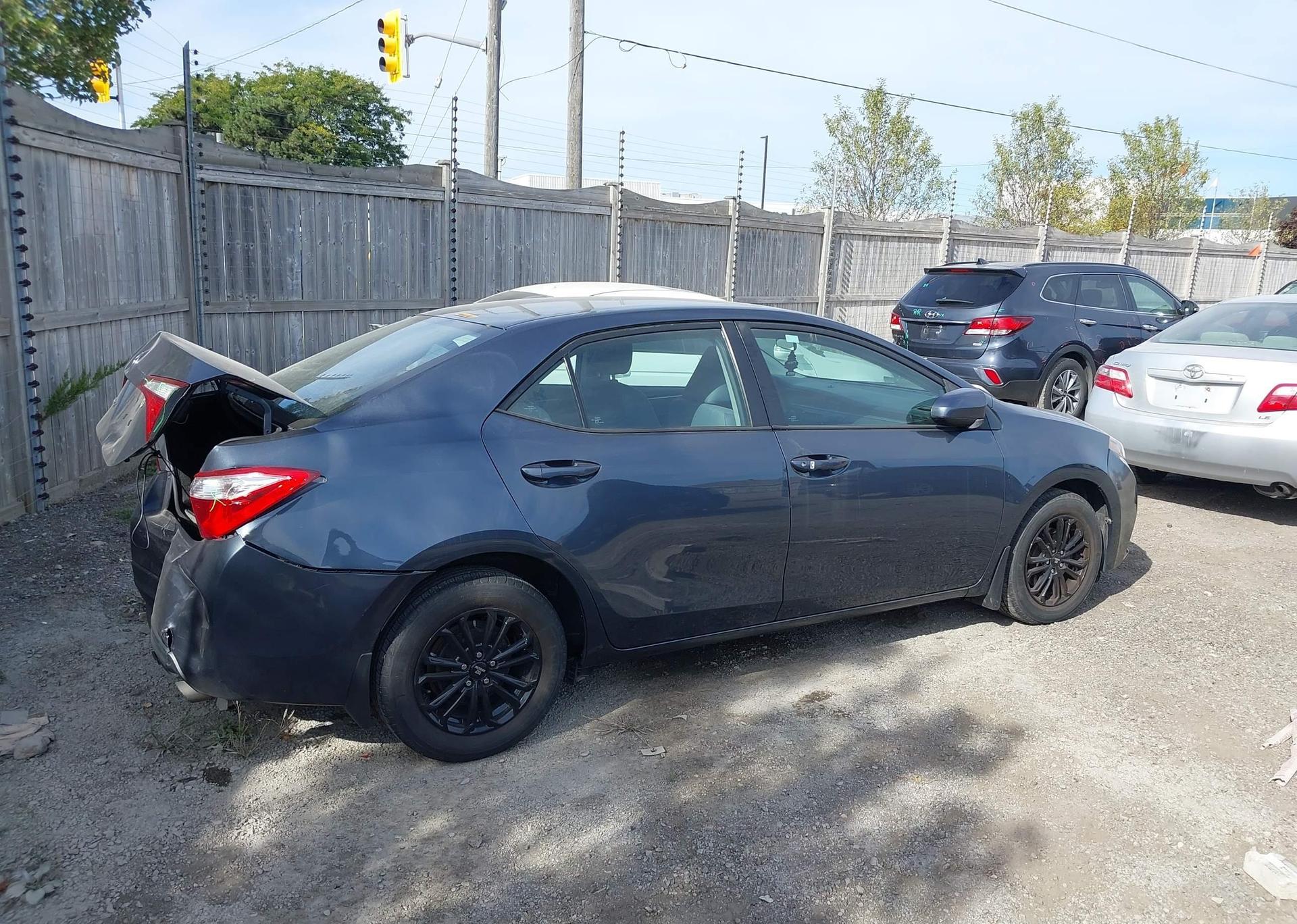2016 TOYOTA COROLLA