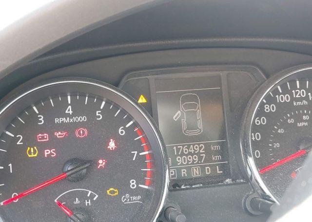 2011 NISSAN ROGUE S
