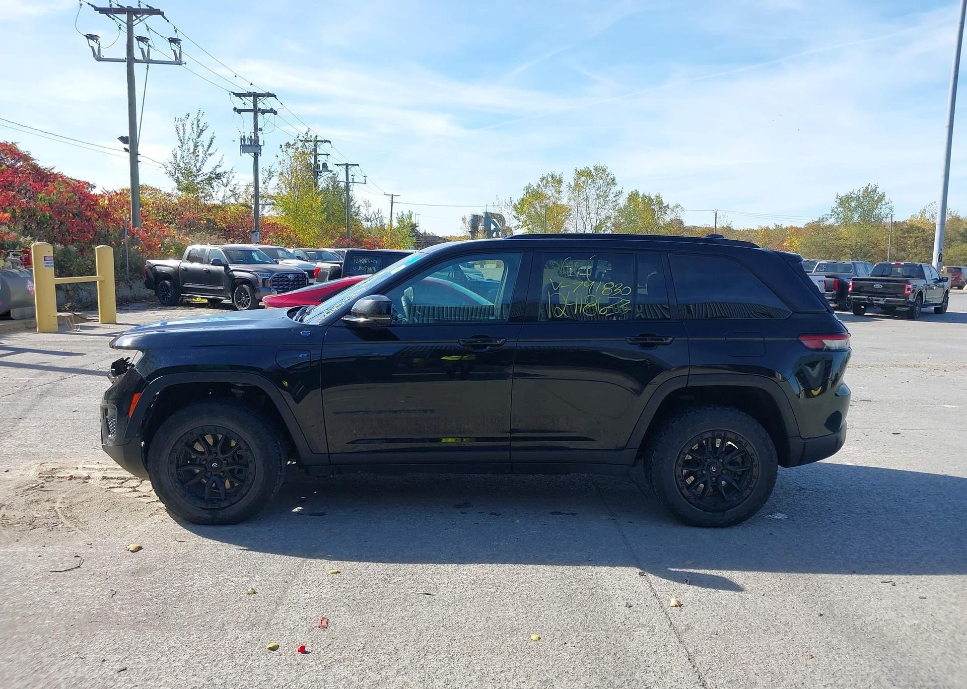2022 JEEP GRAND CHEROKEE 4XE TRAILHAWK