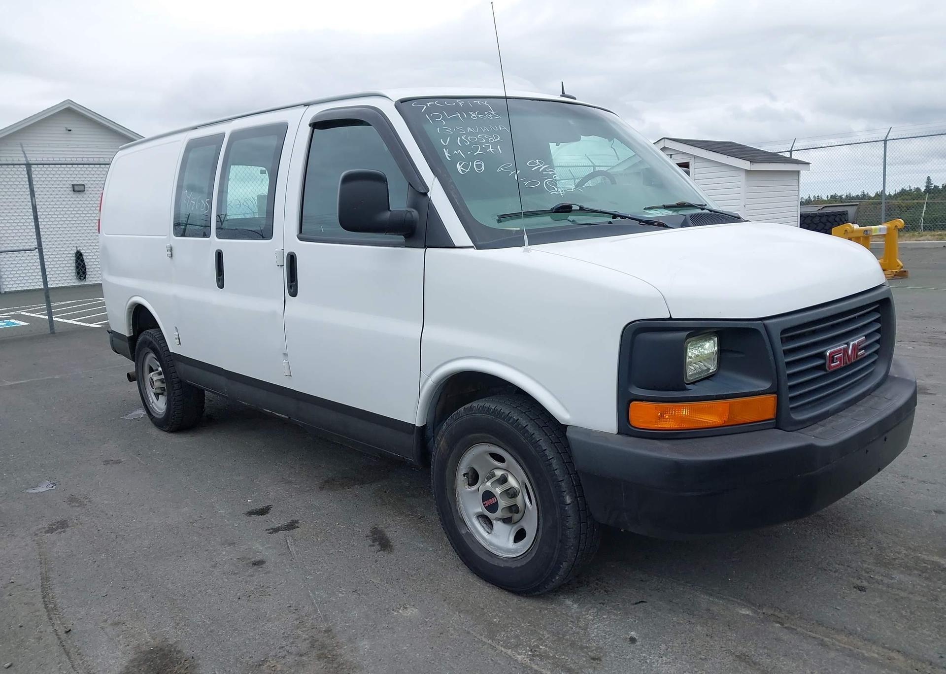 2013 GMC SAVANA 2500 STANDARD