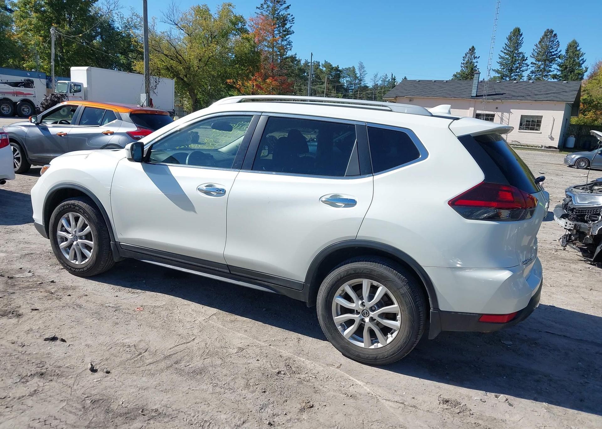 2019 NISSAN ROGUE S
