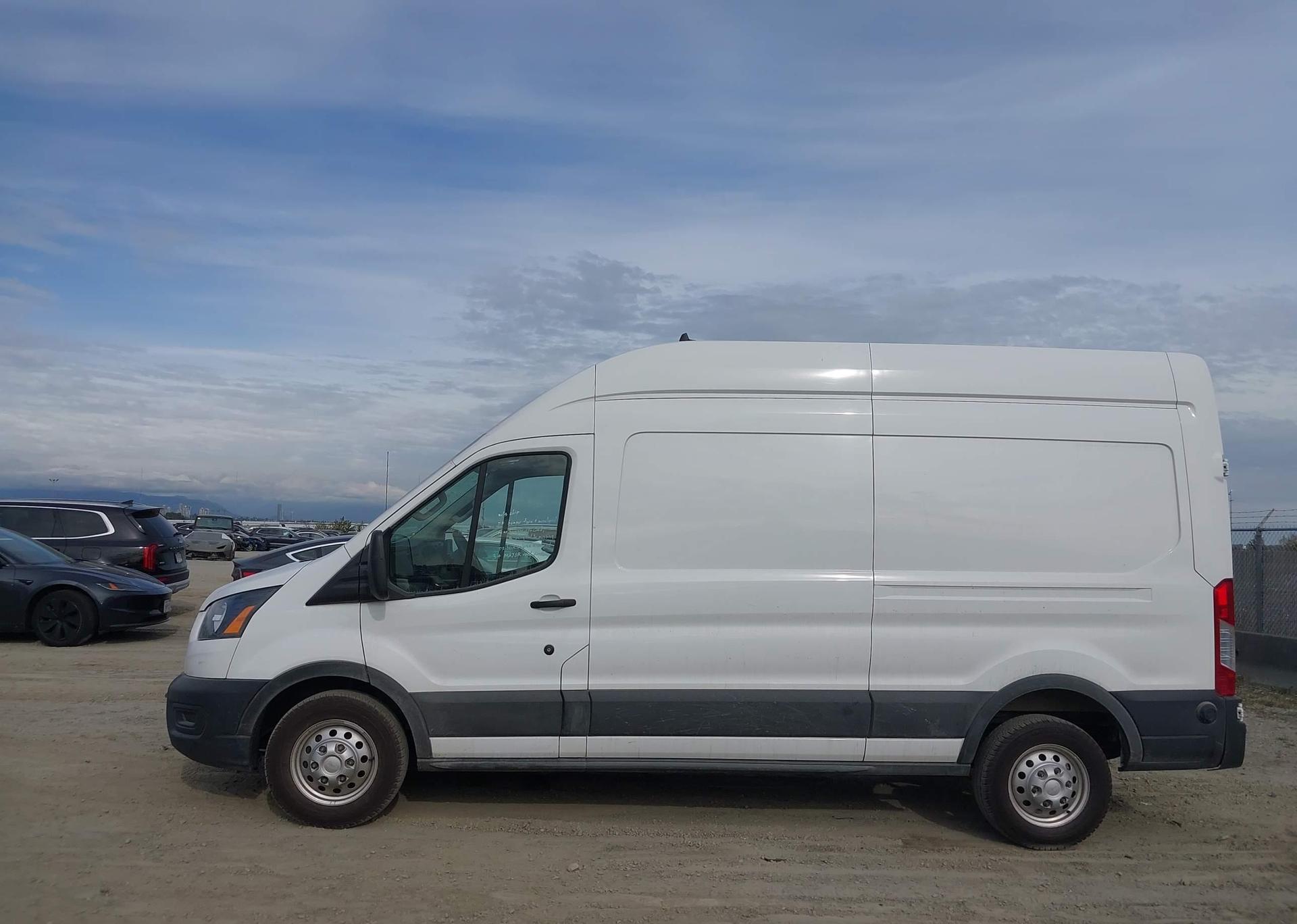 2024 FORD transit t-250