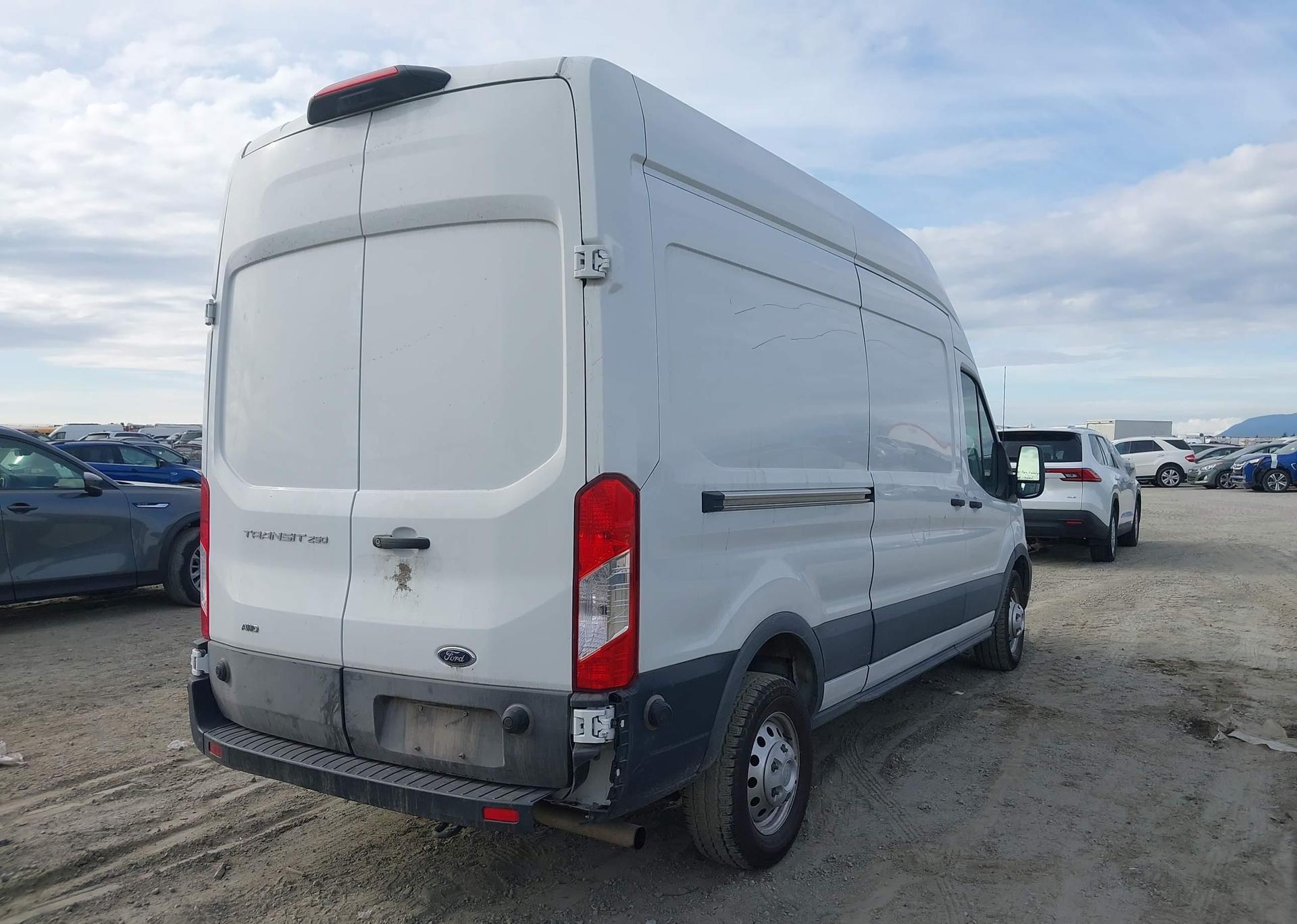2024 FORD transit t-250