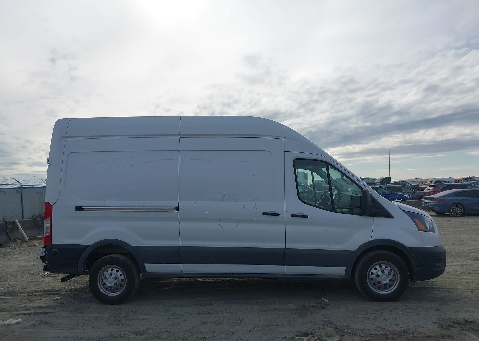 2024 FORD transit t-250