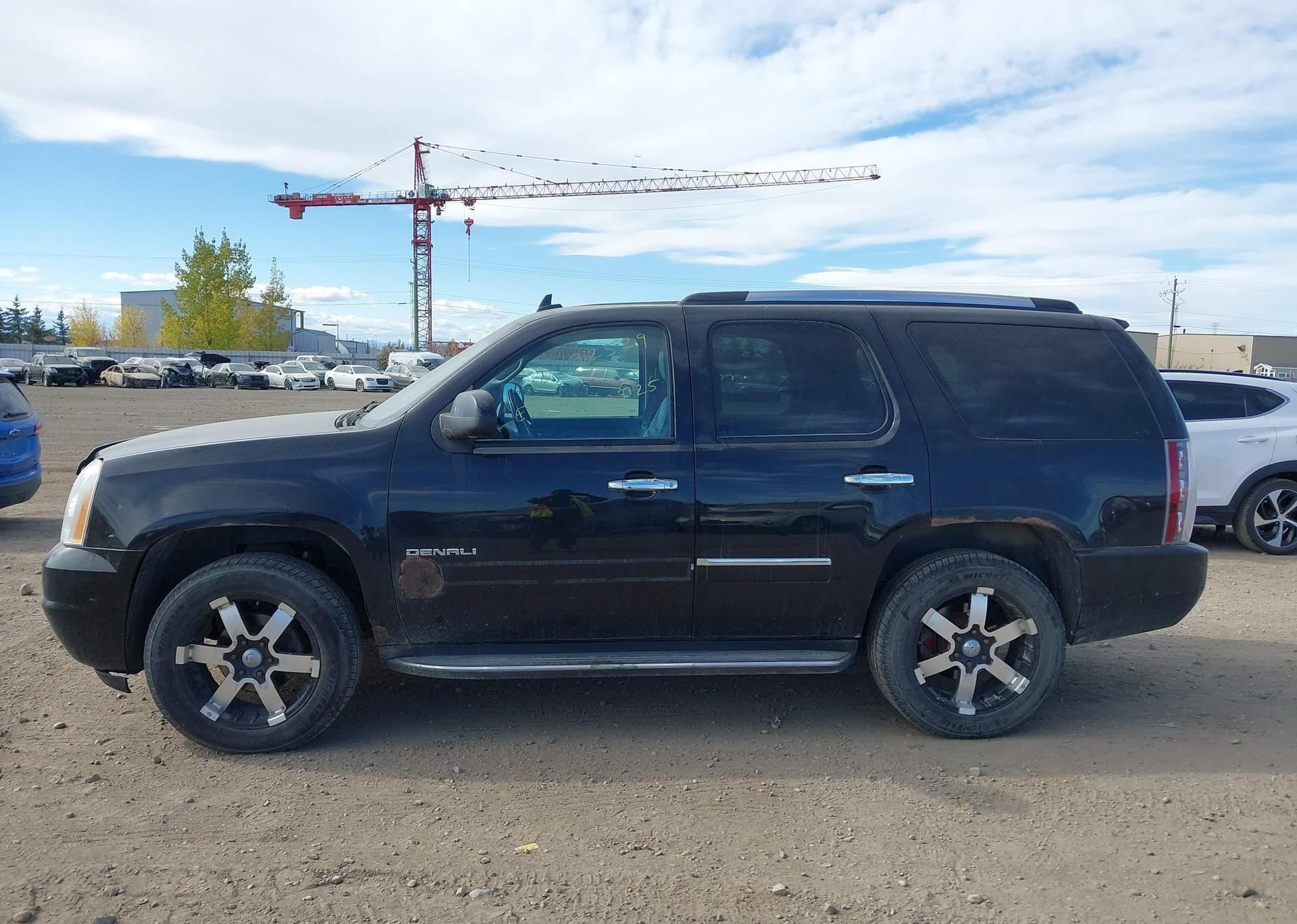 2010 GMC YUKON DENALI